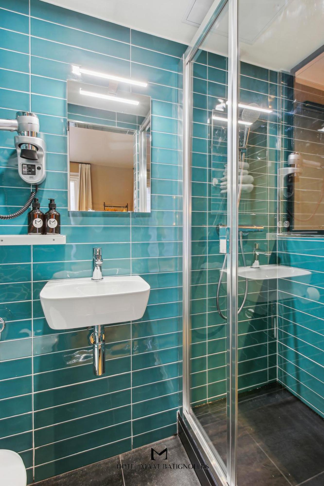 Hotel Maat Batignolles Paris Extérieur photo